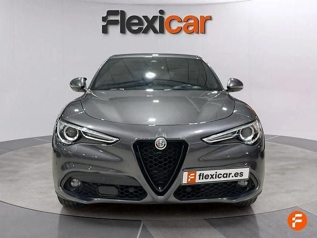 Usado Alfa Romeo Stelvio Sprint 160 CV (117 kW) 2022 Gris SUV