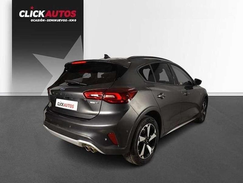 Usado Ford Focus Active 156 CV (114 kW) 2024 Gris Berlina