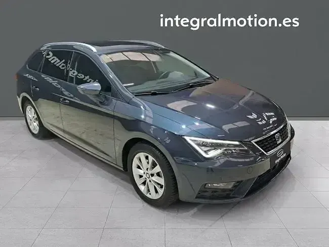 Usado Seat Leon 131 CV (96 kW) 2019 Gris