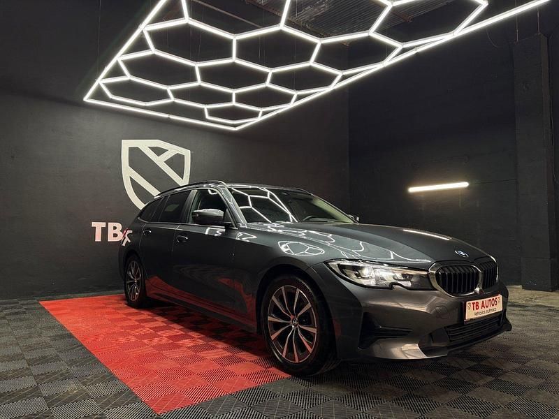 Usado BMW 318 150 CV (110 kW) 2020 Gris / plata Familiar