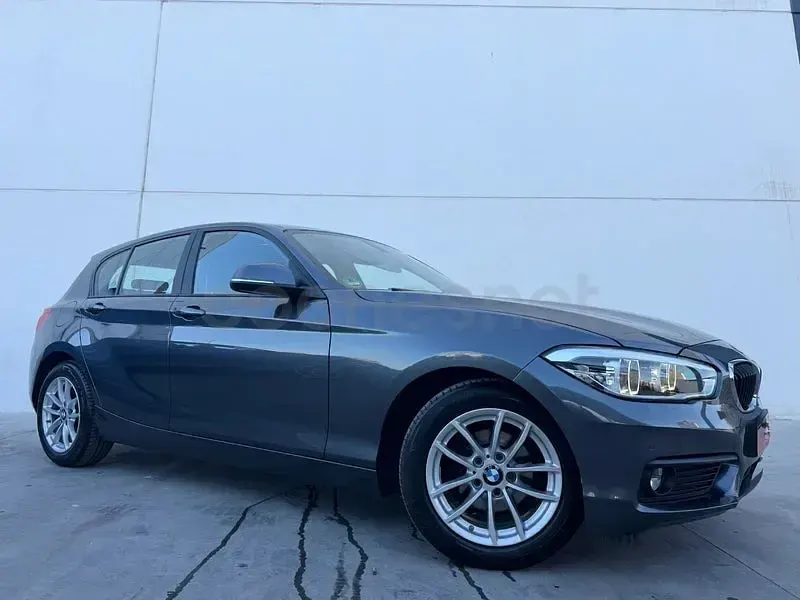 Usado BMW 116 Efficient Dynamics 116 CV (85 kW) 2017 Gris / plata Utilitario