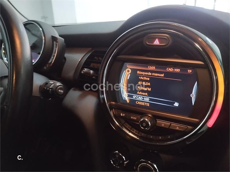 Usado Mini Cooper D 116 CV (85 kW) 2018 Beige Utilitario