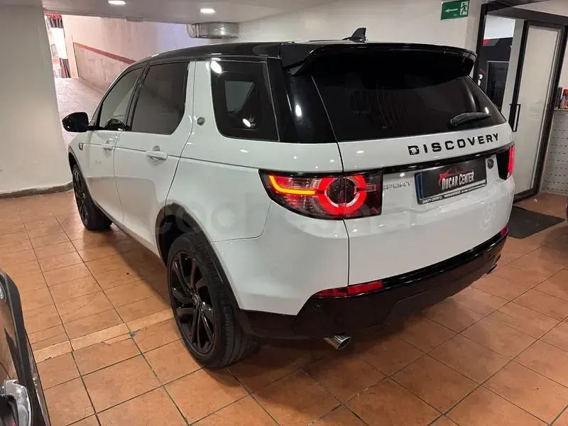 Usado Land Rover Discovery Sport HSE Luxury 150 CV (110 kW) 2016 Blanco SUV