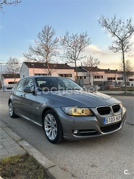 Gris / plata Usado 2011 BMW 318 Berlina | 8200 € (Buen precio) - Imagen 1/4