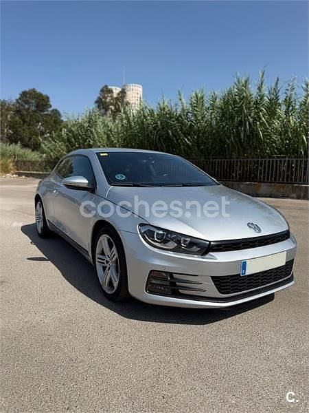 Gris / plata Usado 2015 VW Scirocco R-line Coupe | 13.990 € (Buen precio) - Imagen 1/4