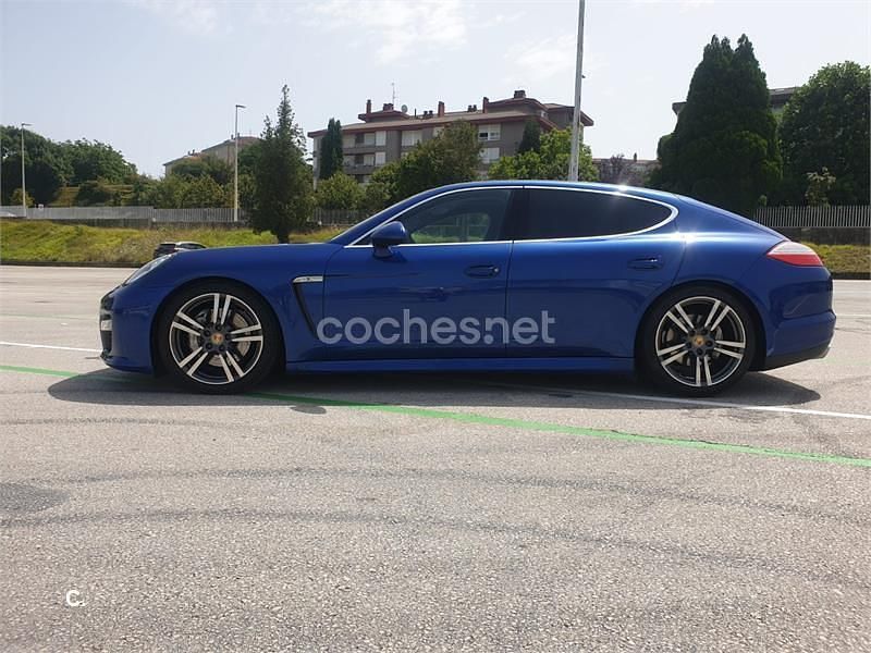 Usado Porsche Panamera 400 CV (294 kW) 2012 Azul Berlina