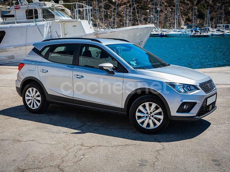 Używany Seat Arona Style 110 KM (80 kW) 2021 Szary SUV
