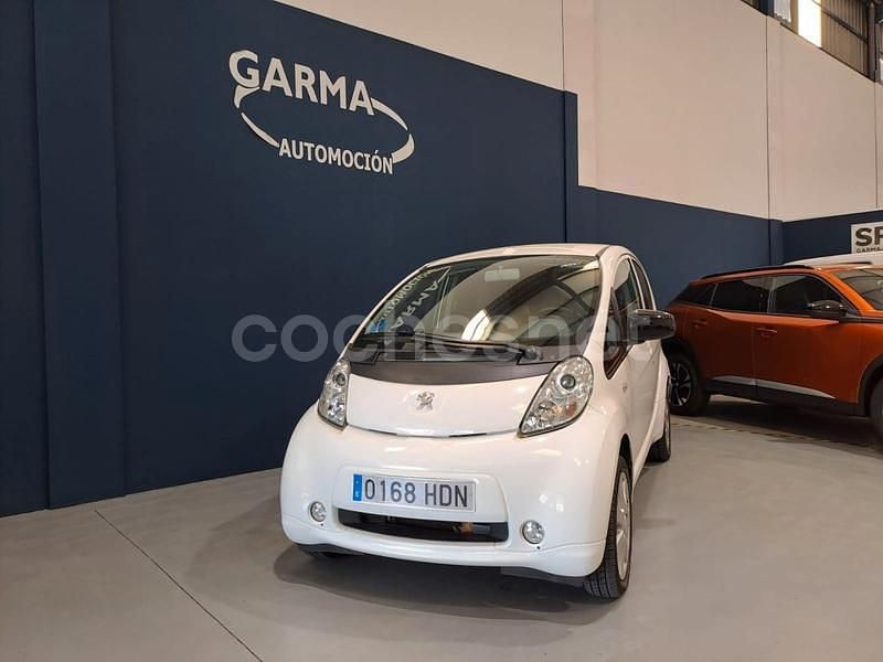 Usado Peugeot iON 2011 Eléctrico Utilitario