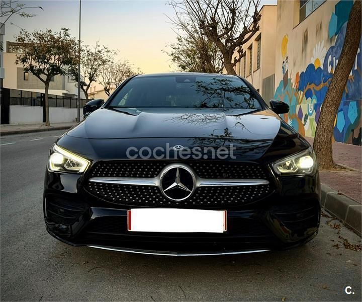 Negro Usado 2022 Mercedes CLA250e Shooting Brake Familiar | 25.450 € (Super precio) - Imagen 1/4