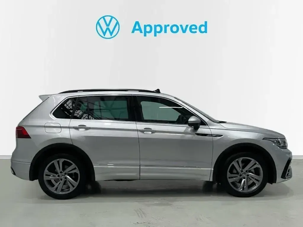 Usado VW Tiguan R-line 150 CV (110 kW) 2021 Gris SUV