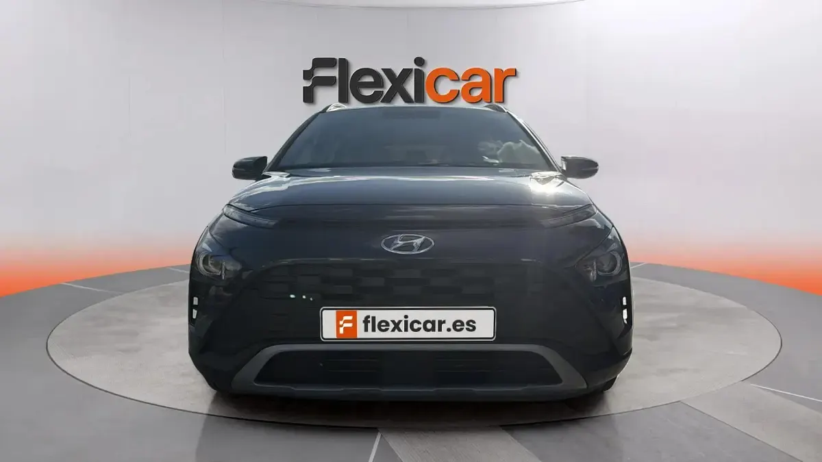 Usado Hyundai Bayon 84 CV (61 kW) 2023 Gris SUV