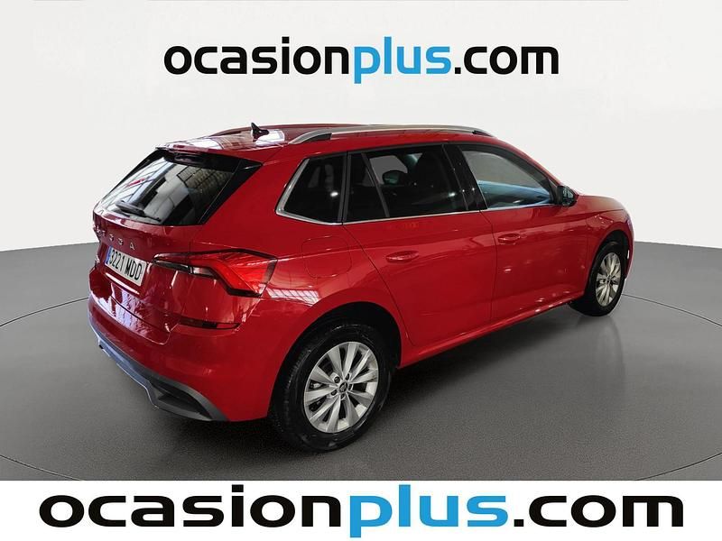 Usado Skoda Kamiq Ambition 110 CV (80 kW) 2022 Rojo SUV
