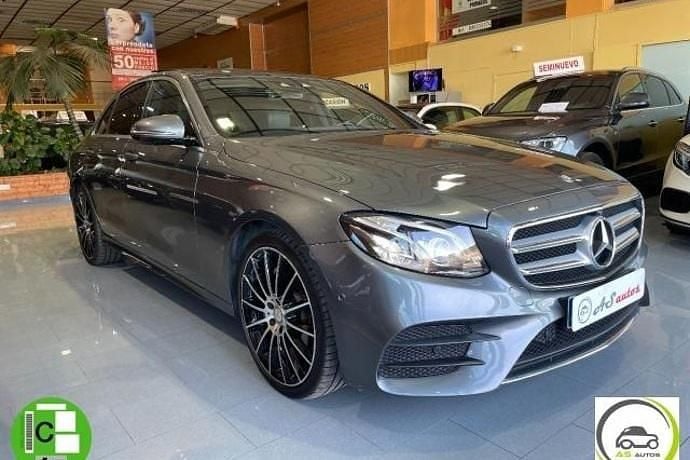 Usado Mercedes E220 Executive 170 CV (125 kW) 2016 Berlina