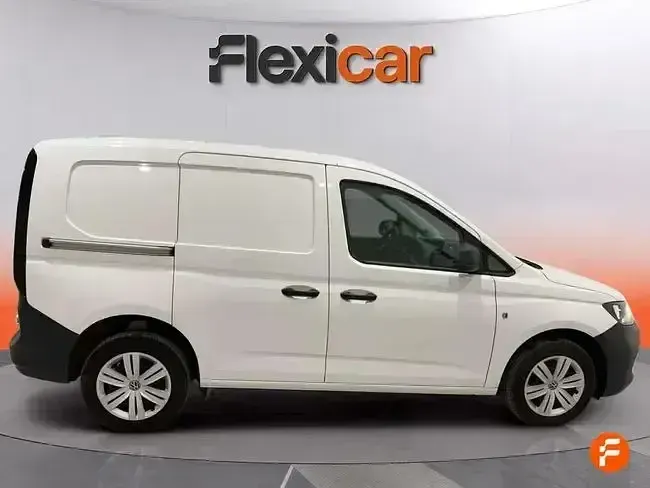 Usado VW Caddy 102 CV (75 kW) 2024 Blanco Monovolumen