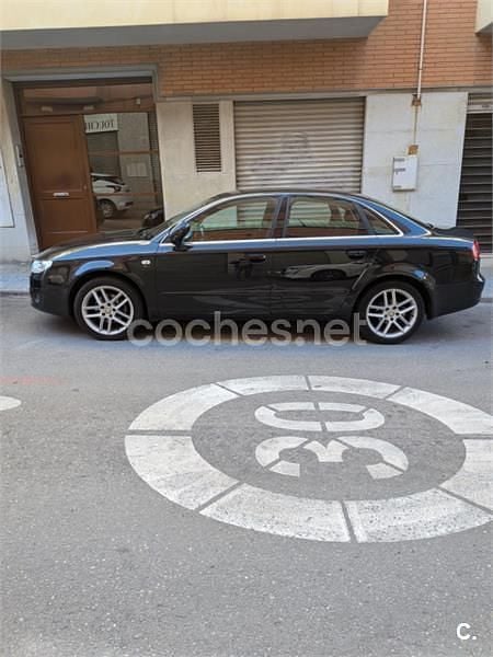 Usado Seat Exeo Style 143 CV (105 kW) 2011 Negro Berlina