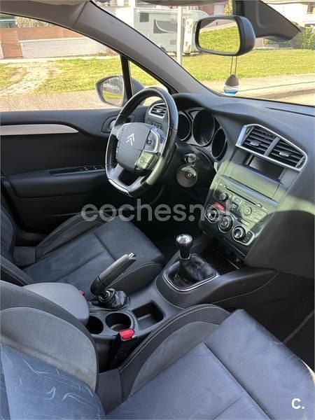 Usado Citroën C4 120 CV (88 kW) 2010 Gris / plata Berlina
