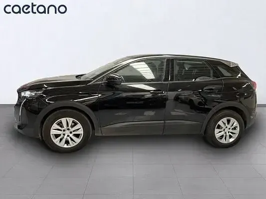 Usado Peugeot 3008 Active 130 CV (95 kW) 2022 SUV