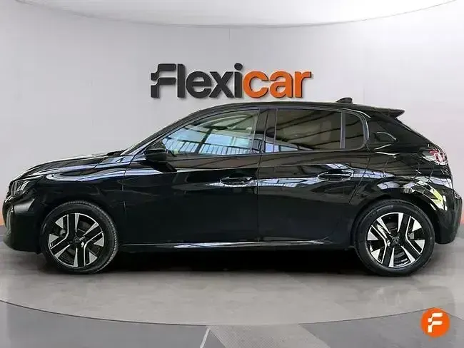 Usado Peugeot 208 Allure 100 CV (73 kW) 2025 Negro Utilitario