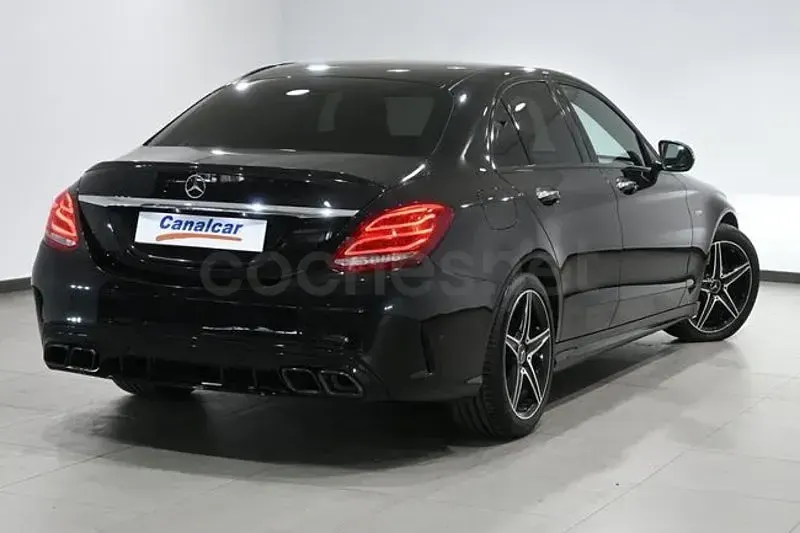 Usado Mercedes C43 AMG 367 CV (269 kW) 2018 Negro Berlina