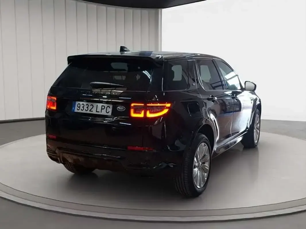 Usado Land Rover Discovery Sport R-Dynamic 163 CV (119 kW) 2021 Negro SUV