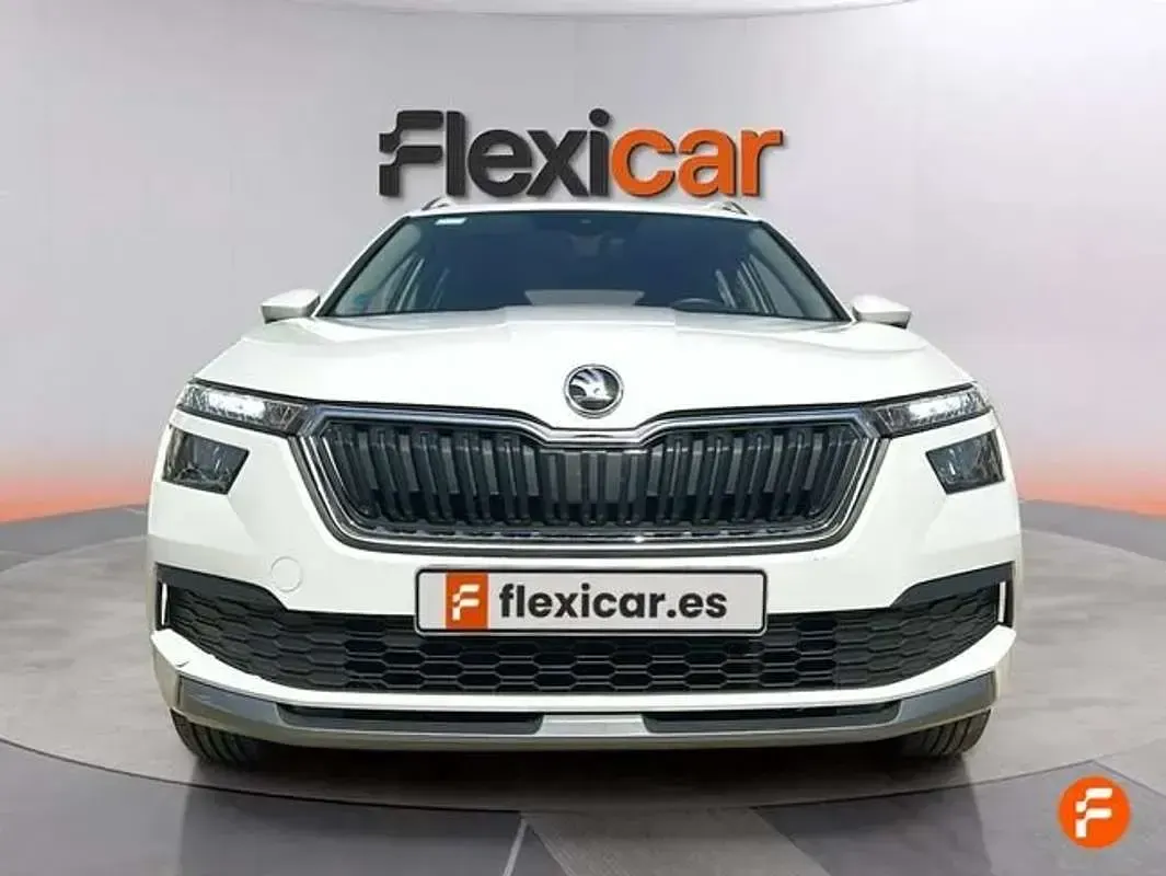 Usado Skoda Kamiq Active 116 CV (85 kW) 2023 Blanco SUV
