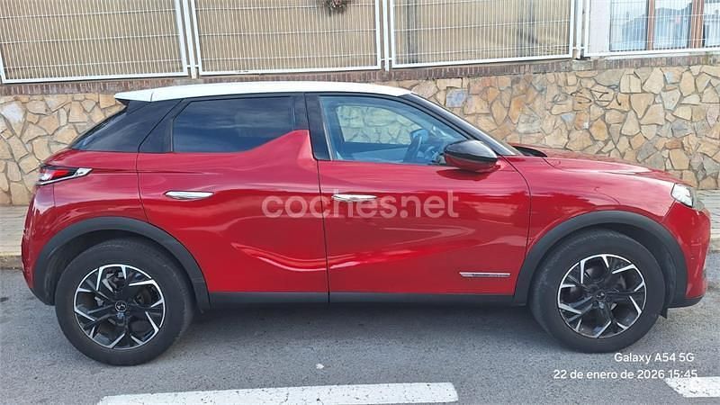 Usado DS Automobiles DS3 Crossback So Chic 100 CV (73 kW) 2020 Rojo SUV