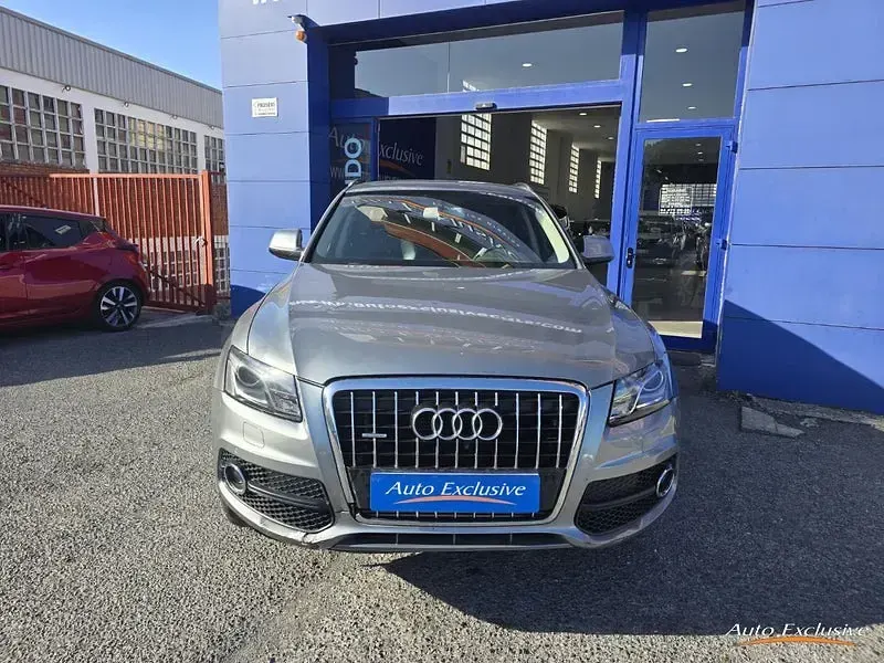 Usado Audi Q5 Exclusive 240 CV (176 kW) 2010 Gris / plata SUV