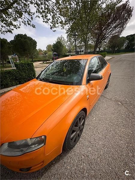 Usado Audi A4 S-Line 140 CV (102 kW) 2005 Naranja Berlina