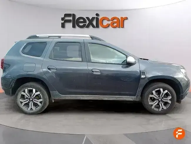 Usado Dacia Duster Prestige 150 CV (110 kW) 2022 Gris SUV