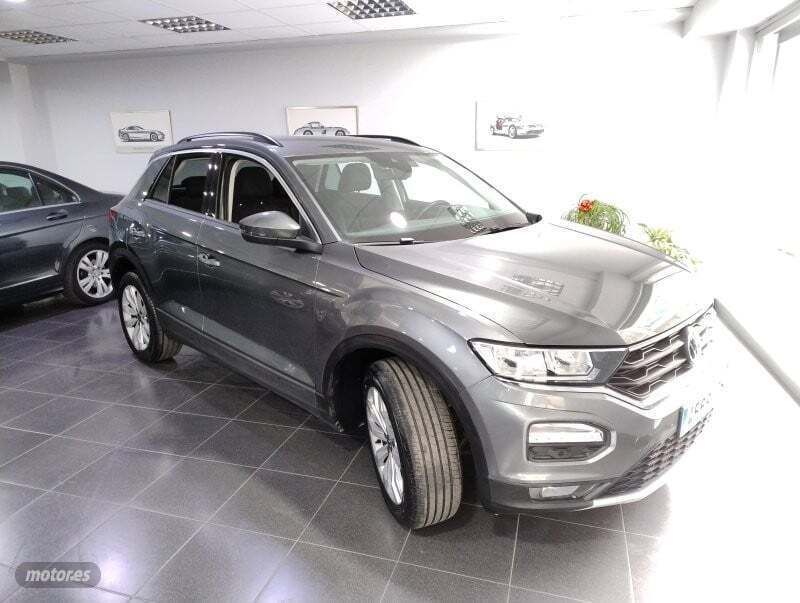Gris Usado 2021 VW T-Roc Advance SUV | 23.500 € (Precio justo) - Imagen 1/4