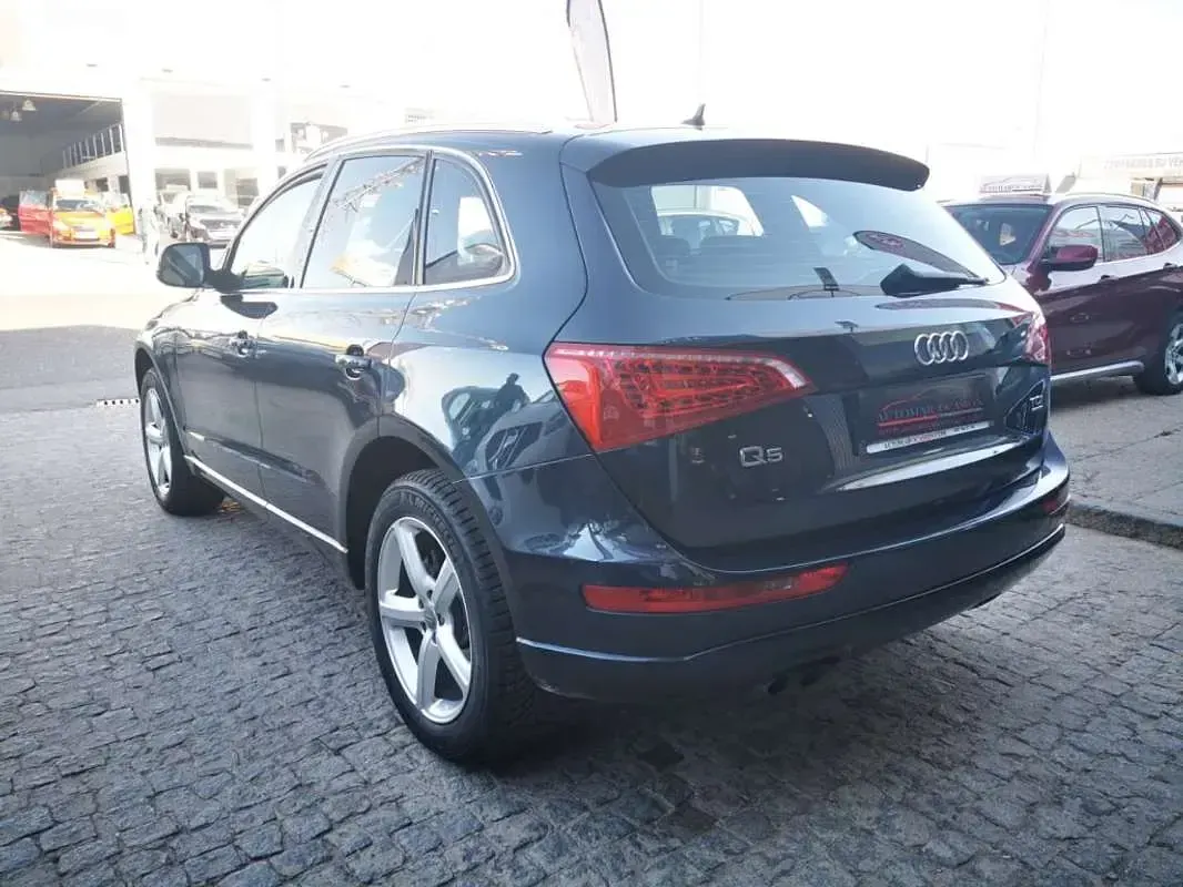 Usado Audi Q5 S-Line 177 CV (130 kW) 2012 Azul SUV
