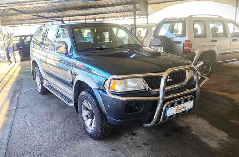 Usado Mitsubishi Montero 2004 Verde SUV