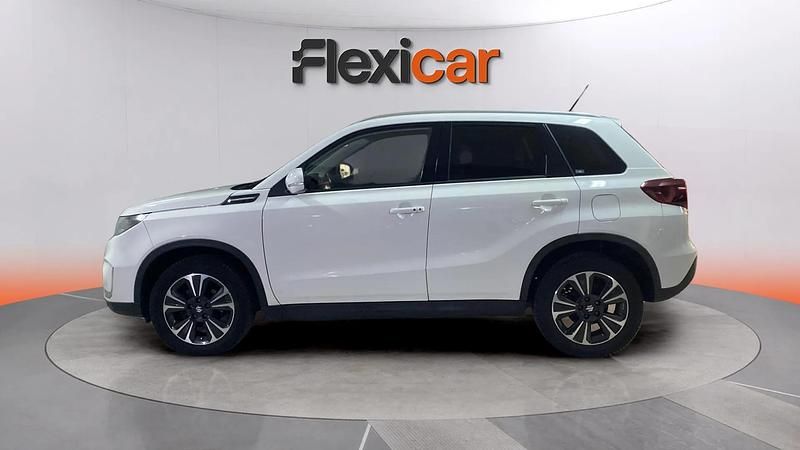 Begagnad Suzuki Vitara GLX 129 HK (94 kW) 2022 Vit SUV
