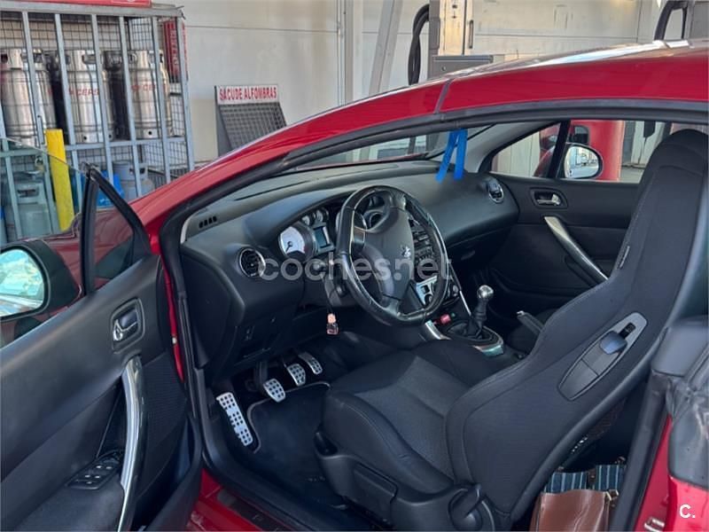 Usado Peugeot 308 CC 122 CV (89 kW) 2011 Rojo Descapotable