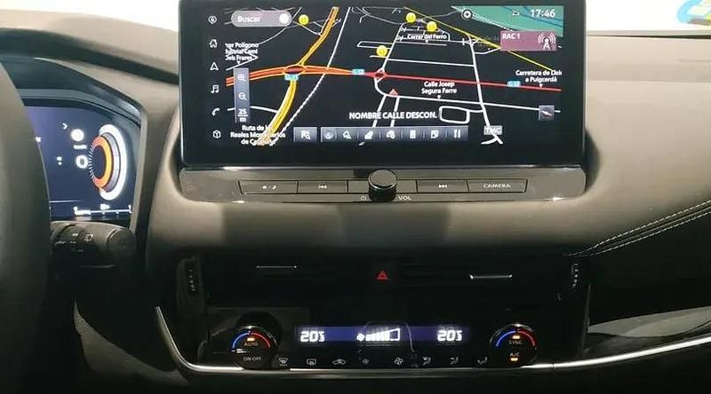 Usado Nissan Qashqai N-Connecta 158 CV (116 kW) 2023 Sapporo white (sólido) SUV