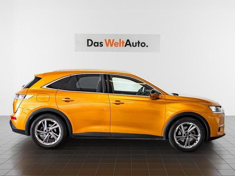 Usado DS Automobiles DS7 Crossback Grand Chic 300 CV (220 kW) 2020 Naranja SUV