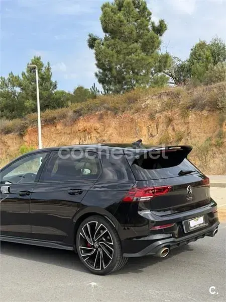Usado VW Golf VII GTI Clubsport 301 CV (221 kW) 2021 Negro Utilitario