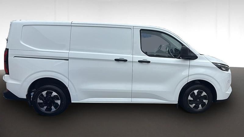 Usado Ford E-Transit Trend 100 kW (136 CV) 2025 Frozen white Van