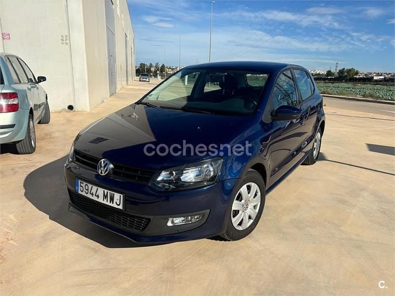 Azul Usado 2012 VW Polo Advance Berlina | 6200 € (Buen precio) - Imagen 1/4