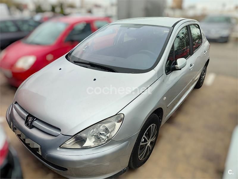 Usado Peugeot 307 136 CV (100 kW) 2005 Gris / plata Berlina
