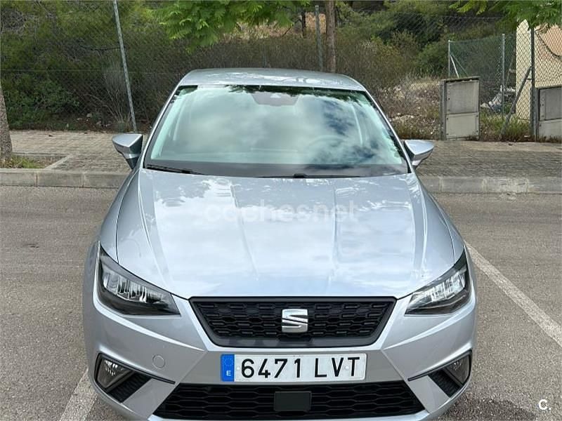 Gris / plata Usado 2021 Seat Ibiza Reference Berlina | 11.990 € (Buen precio) - Imagen 1/4
