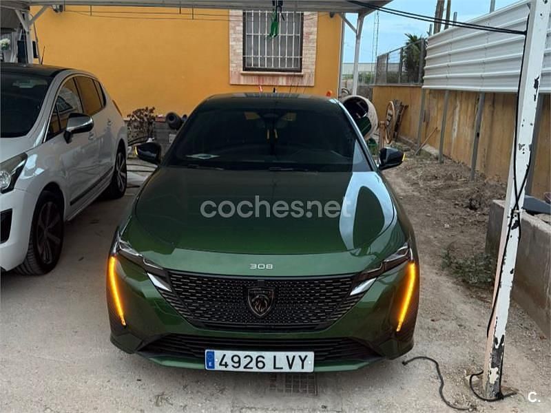 Verde Usado 2022 Peugeot 308 GT Berlina | 22.000 € (Super precio) - Imagen 1/4