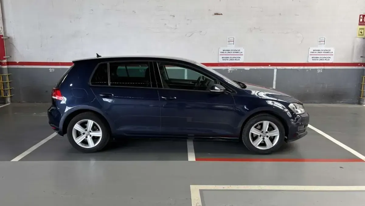 Usado VW Golf VII Advance 125 CV (91 kW) 2015 Azul Utilitario