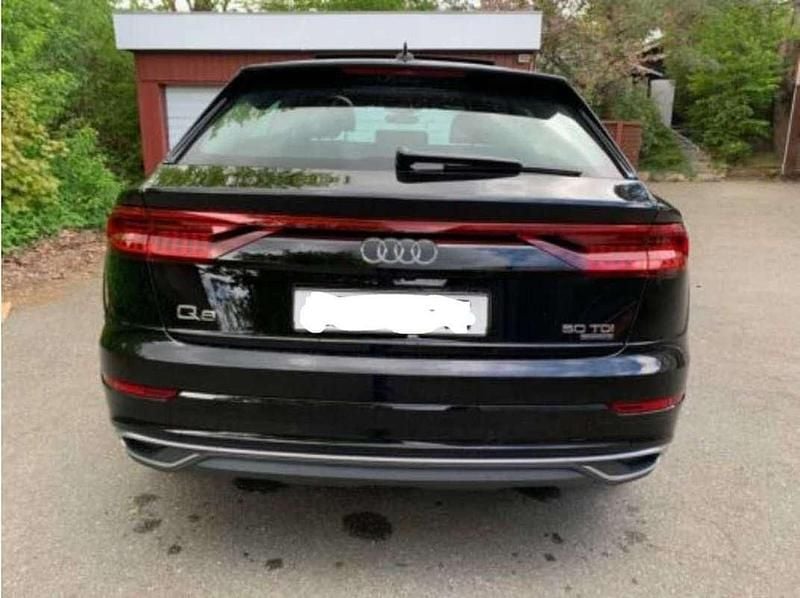 Usado Audi Q8 286 CV (210 kW) 2019 Negro SUV