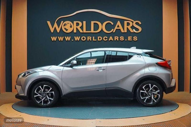 Usado Toyota C-HR Advance 122 CV (89 kW) 2019 Gris SUV