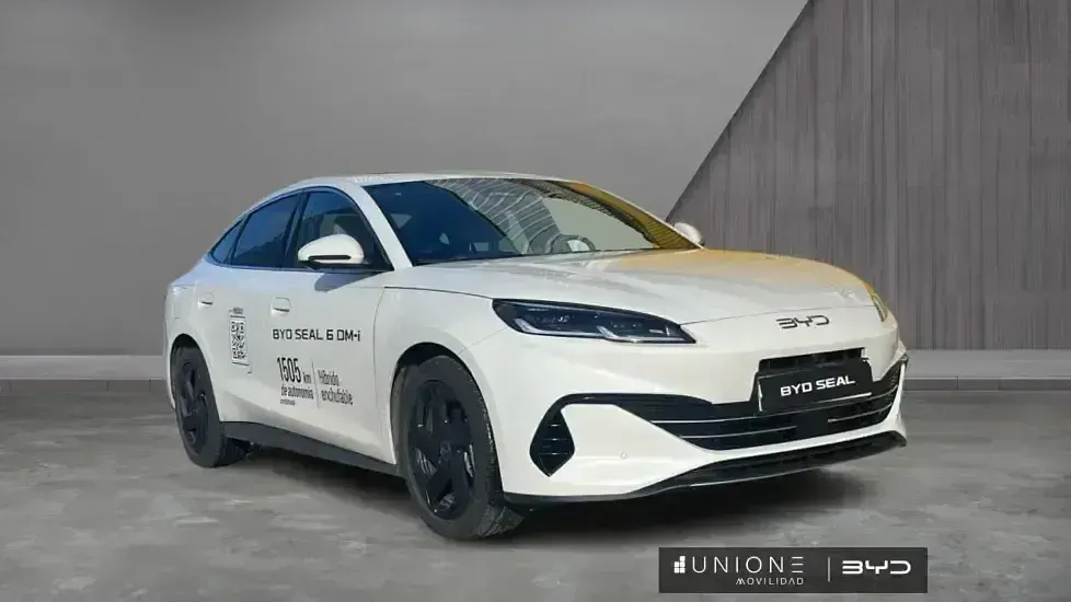 Usado BYD Seal Comfort 155 kW (212 CV) 2025 Beige Berlina