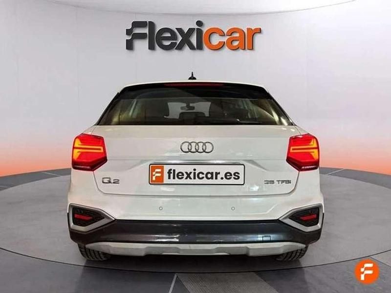 Usado Audi Q2 Advanced 150 CV (110 kW) 2021 Blanco SUV