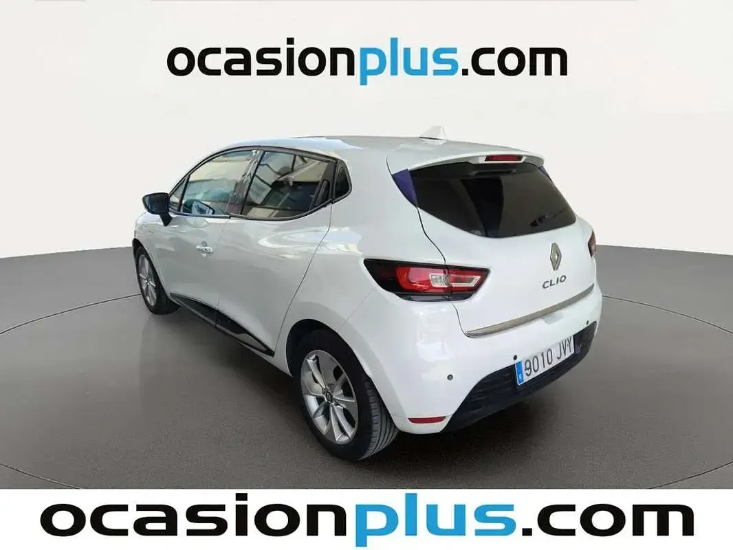 Usado Renault Clio LIMITED 75 CV (55 kW) 2016 Blanco Utilitario