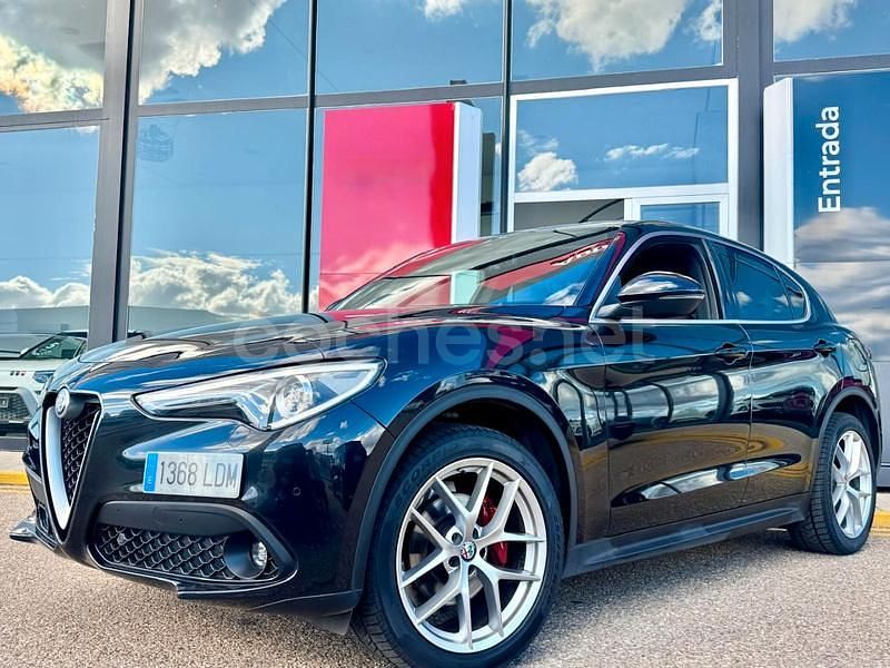 Blanco Usado 2019 Alfa Romeo Stelvio Executive SUV | 26.900 € (Precio justo) - Imagen 1/4