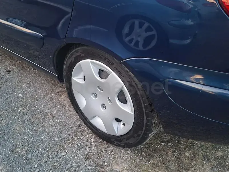 Usado Citroën Xsara 110 CV (80 kW) 2002 Azul Berlina